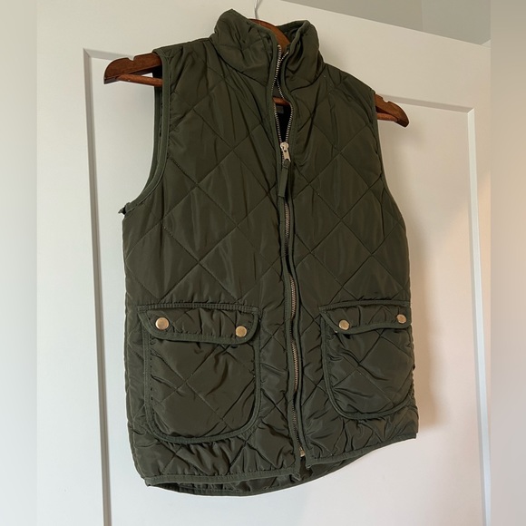 Quilted Puffer Vest (Size S) - Picture 10 of 11